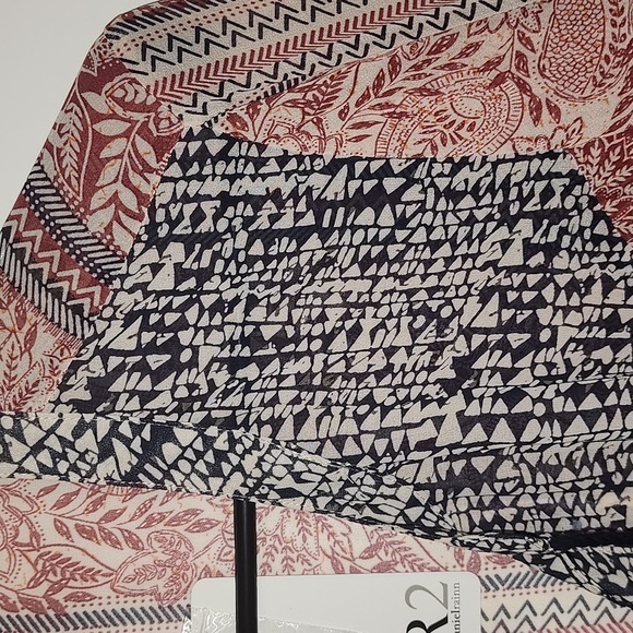 DR2 tunic top NWT - Picture 7 of 9